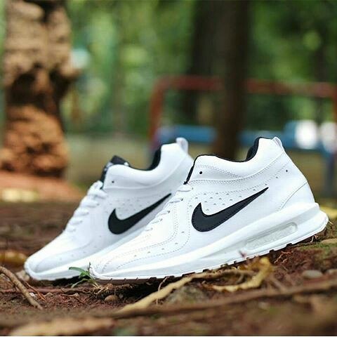 beli sepatu nike original