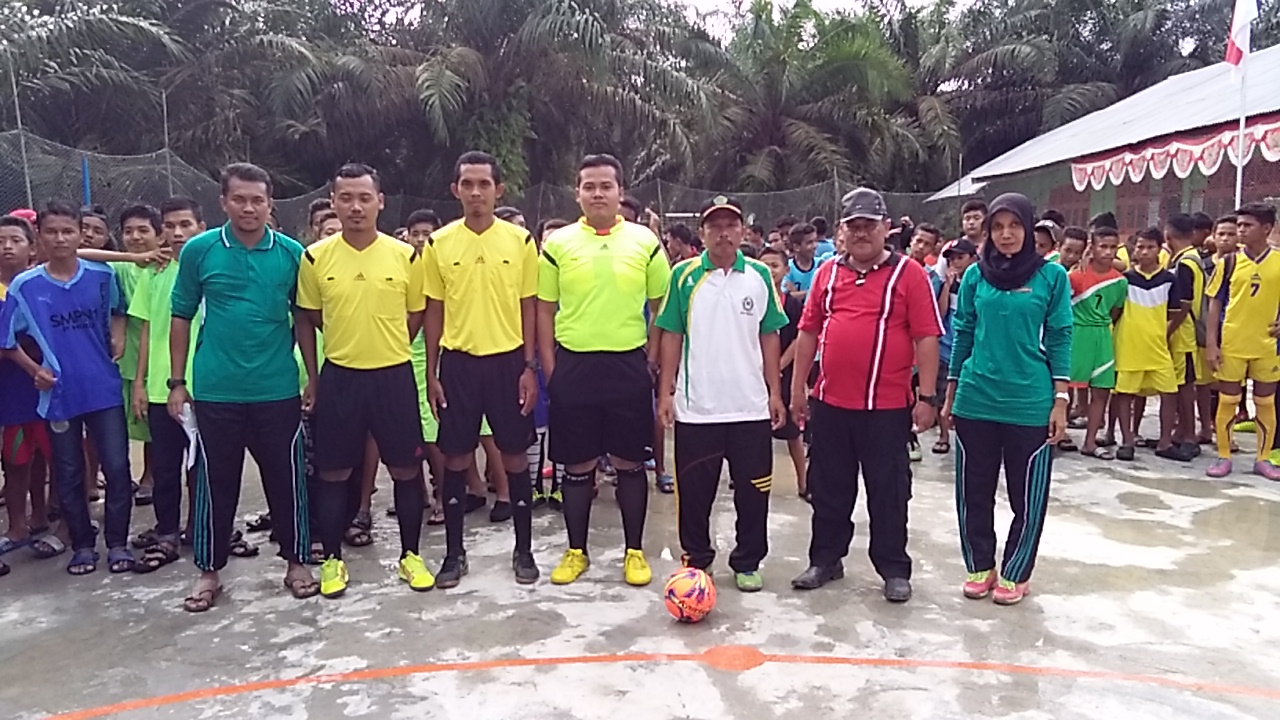 AL AZZAM CUP TURNAMEN FUTSAL 2017 YAYASAN AL AZZAM SEI RAKYAT AL AZZAM CUP TURNAMEN FUTSAL 2017 YAYASAN AL AZZAM SEI RAKYAT