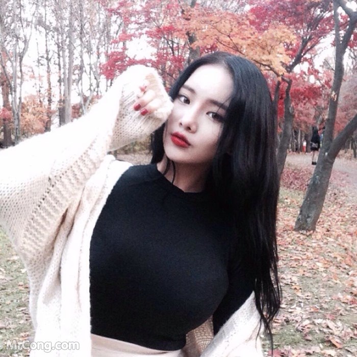 Yu Han (jeee622) Hot girl famous huge breasts social network (684 pictures)