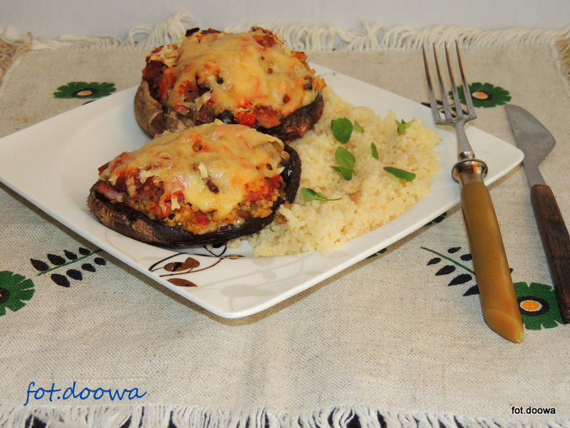 Portobello z kuskusem i kiełbasą Moje Małe Czarowanie Dorota