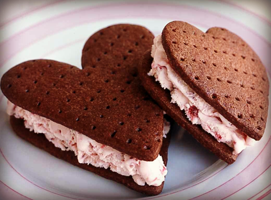 Dying for Chocolate Chocolate Strawberry Ice Cream Heart Sandwiches