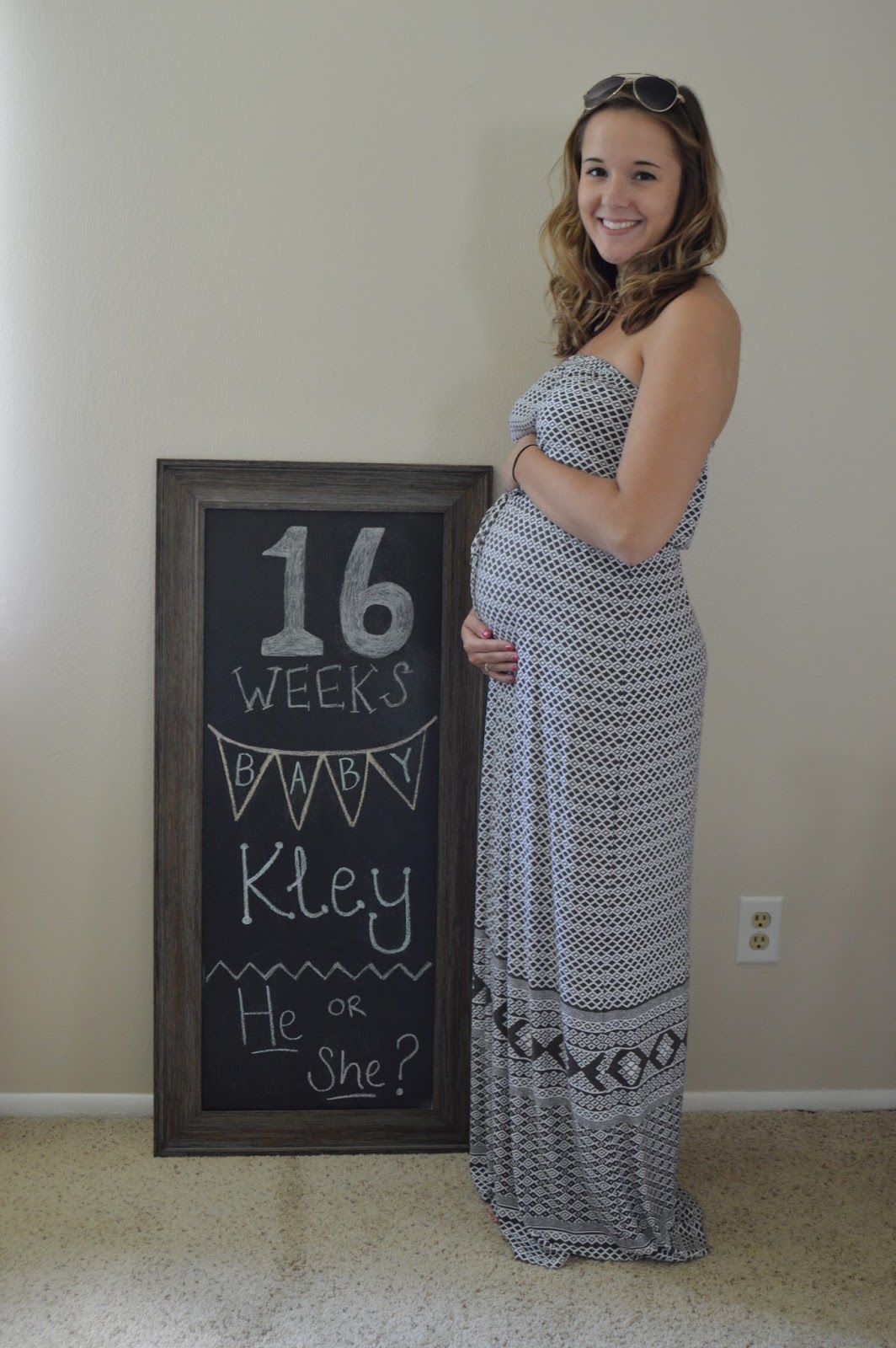 Beautiful Thing Baby Bump 16 Weeks