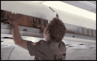Dumme gemeine Menschen im Flugzeug Dumme gemeine Menschen im Flugzeug
