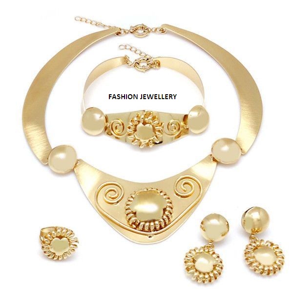 Dubai Pearl Diamond New Fashion Jewellery Necklace Set 1976 Fashion