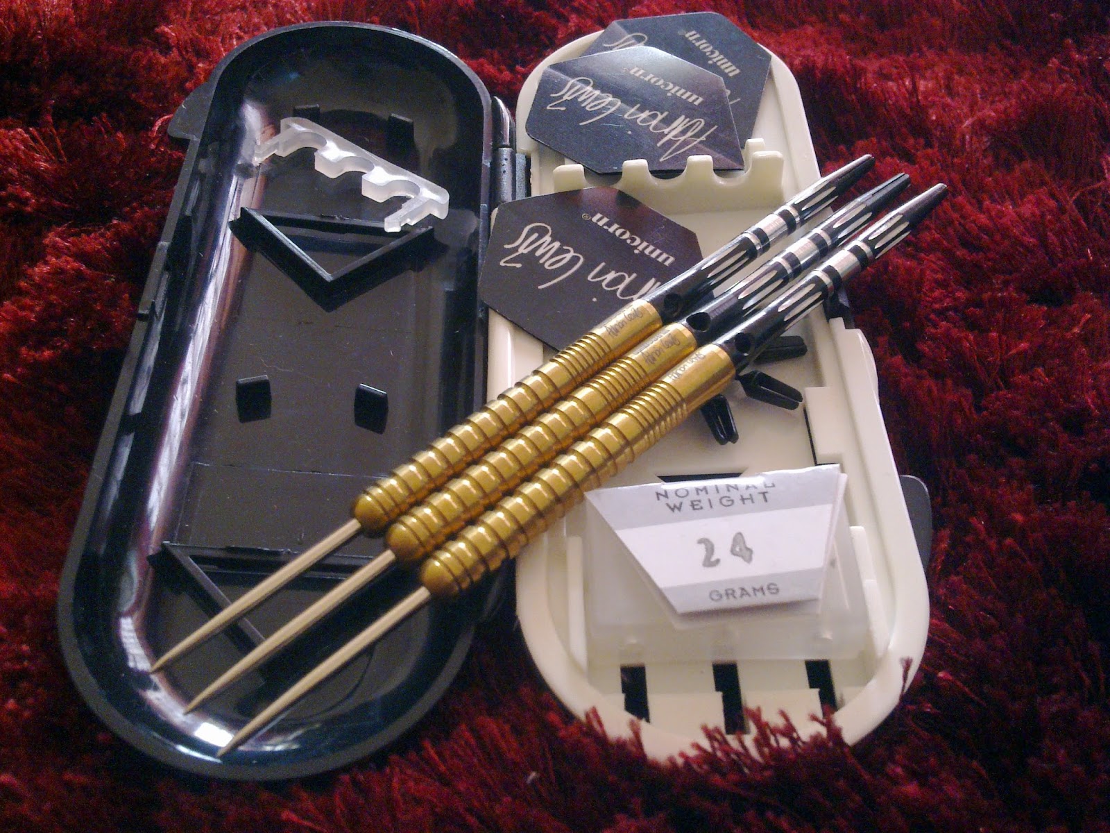 All About Darts Untuk Dijual Unicorn Maestro Adrian Lewis Golden 90