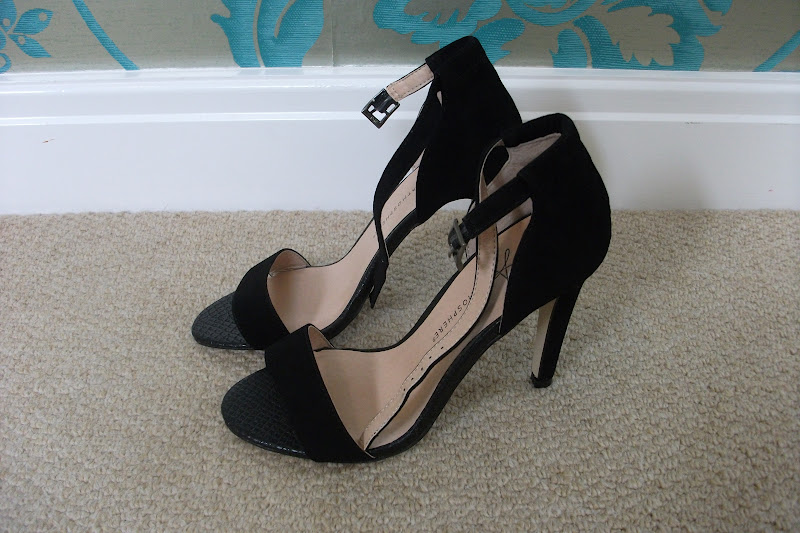 primark white stilettos