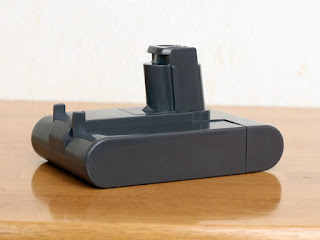 type A ボタン脱着式 ネジ無しバッテリー SHENZHEN ENDRO TECHNOLOGY Roallybattery Dyson ダイソンDC31 ソニ— 製3000mAh電池搭載 DC34 DC35 DC44 DC45 917083-01 掃除機互換バッテリー 長寿命 (type A ボタン脱着式)初期型 1年保証
