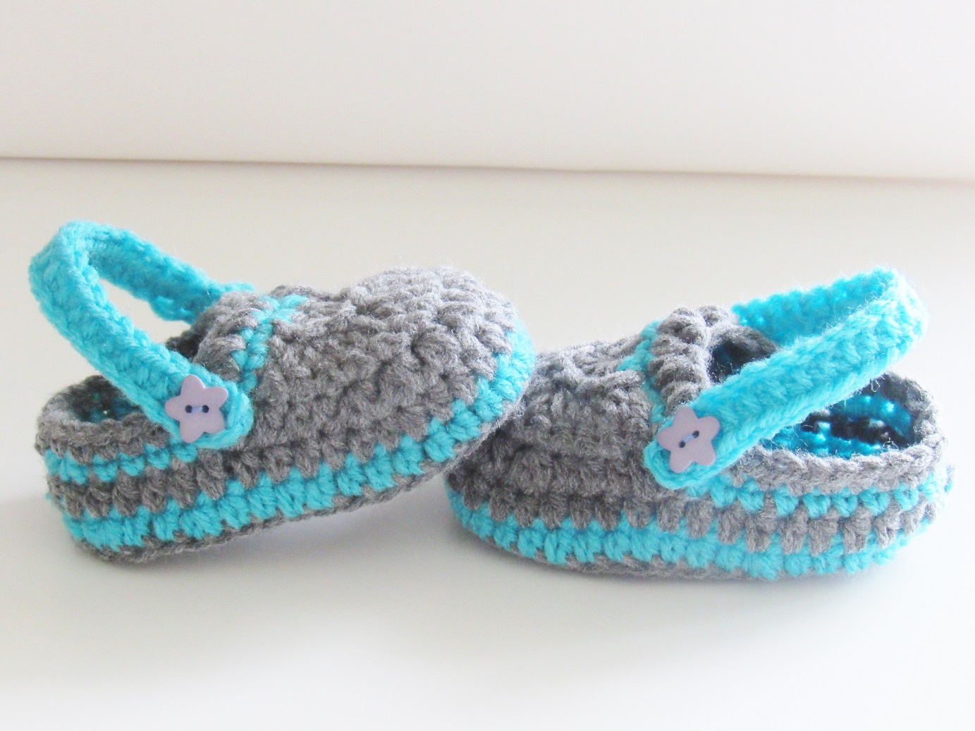 Crochet Slippers for Boys or Girls (pdf pattern for sale) Crochet Dreamz