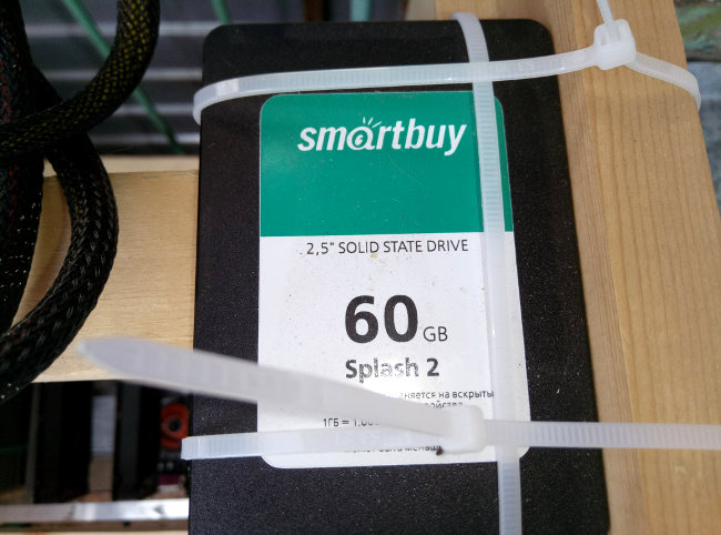 60 ГБ SSD-накопитель Smartbuy Splash 2