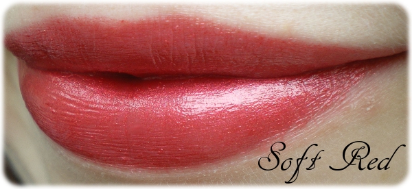 Sante Naturkosmetik Lipsticks - 21 Coral Pink, 22 Soft Red, 23 Poppy Red,  24 Raspberry Red - Jadeblüte