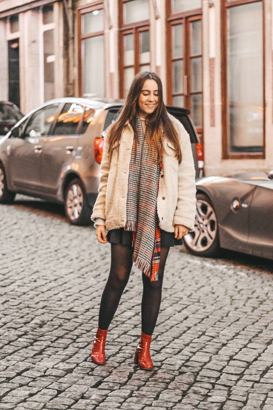 outfit_teddy_jacket_red_boots