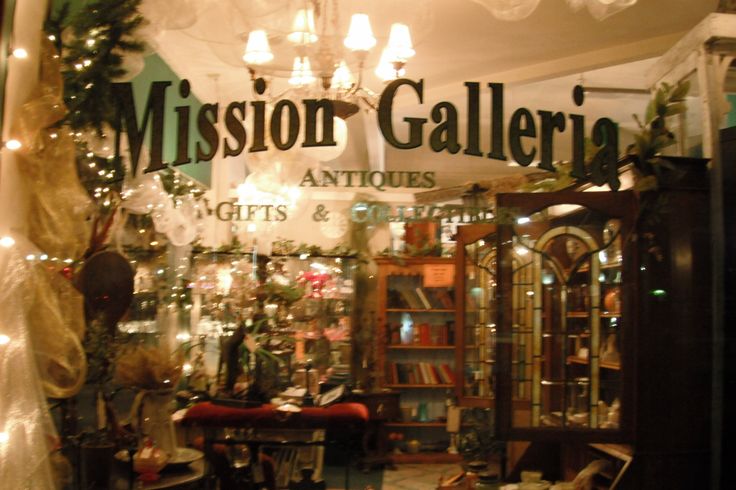 Mission Galleria   Space 82    Vintage Clothing and Nick Nacks