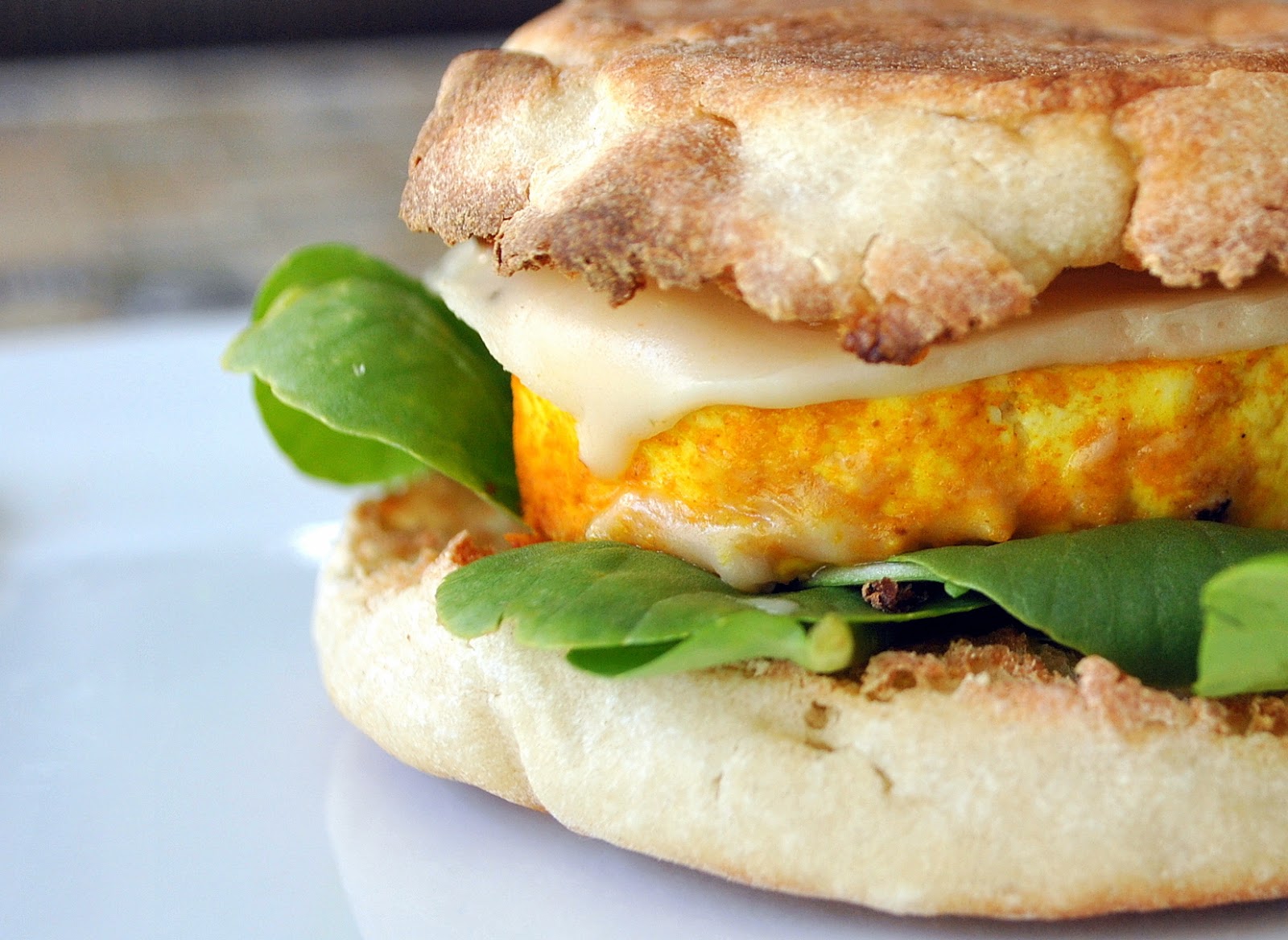 Vegan Tofu Egg Sandwich (Sanduíche de Ovo de Tofu) The Green Dish Blog