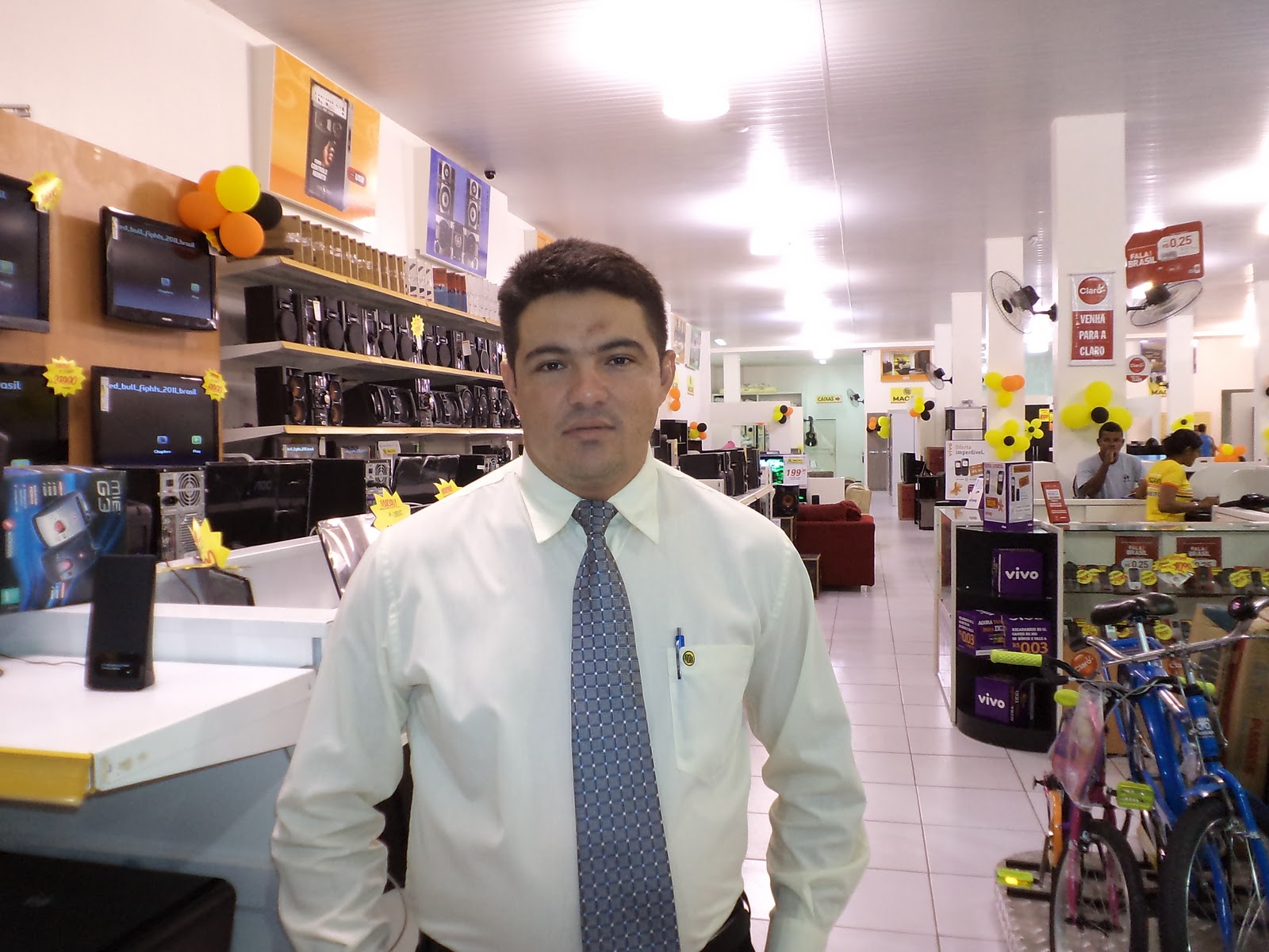 Resultado de imagem para gerente de loja