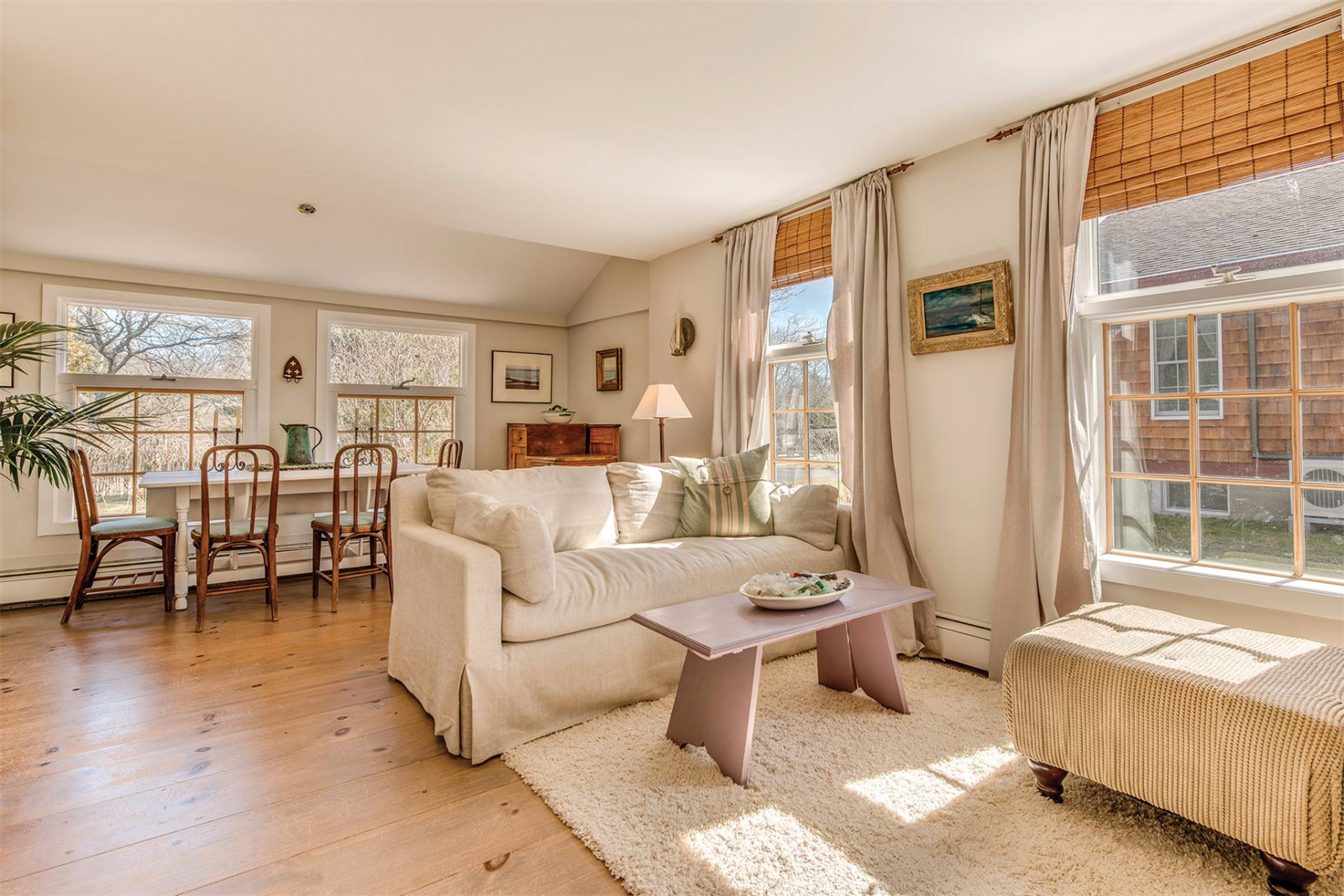 East Hampton Cottage (1,000 Sq Ft) Little Living Blog