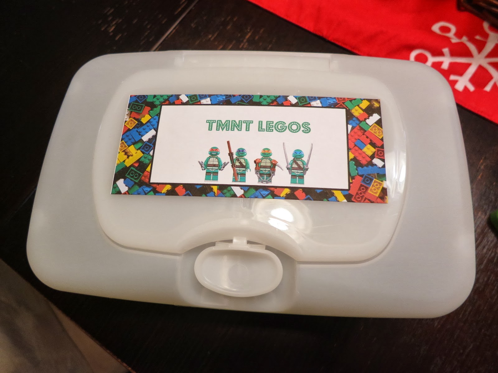 ORGANIZING Lego Storage Using Baby Wipes