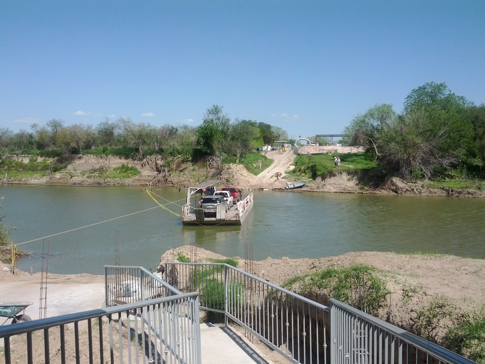 Texas 2012 Blog Monday an excursion Los Ebanos, TX hand ferry