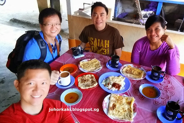 Trekking at Hutan Lipur Gunung Pulai Recreational Forest in Johor Malaysia Hutan-Lipur-Gunung-Pulai-Recreational-Forest-Johor-Malaysia