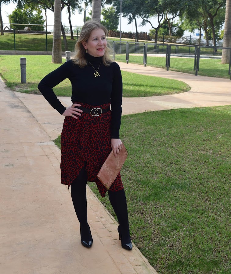 Propuesta_Look_para_Navidad_falda_leopardo