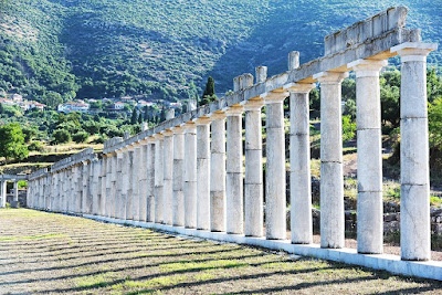 Ζογγολόπουλος – Χουλιαράς: Μια Γλυπτική για τον Δημόσιο Χώρο στην Αρχαία Μεσσήνη