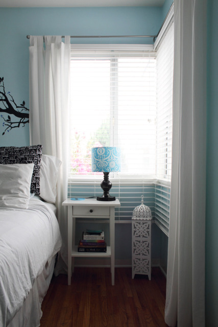 Casa decorada em turquesa e preto para um casal. Blog Achados de Decoração Casa decorada em turquesa e preto para um casal. Blog Achados de Decoração