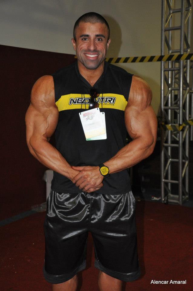 Brazilian champion Vitor Luna bodybuilding wallpapers Free Download