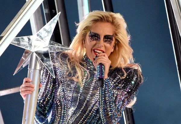 Te sorprenderá lo que costó el maquillaje de Lady Gaga en el Super Bowl