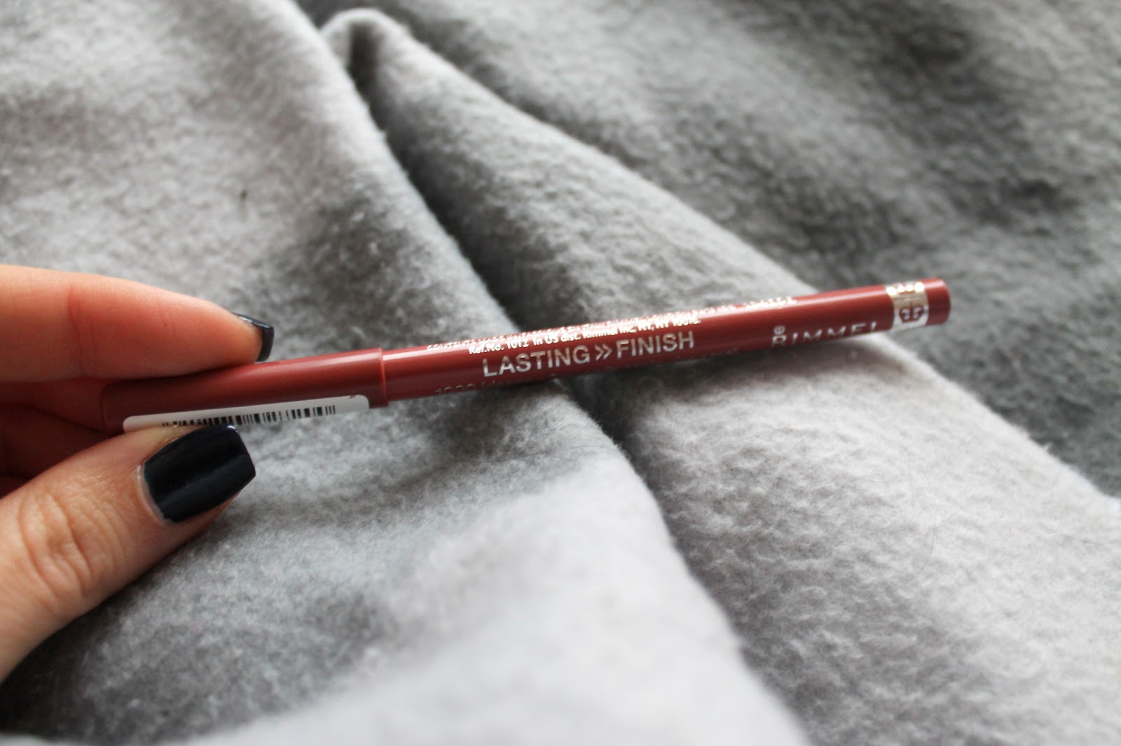 Sweet Lote Rimmel London Lasting Finish lip pencil in Spice