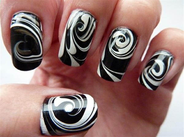 6. Black and White Ombre Nail Art - wide 1