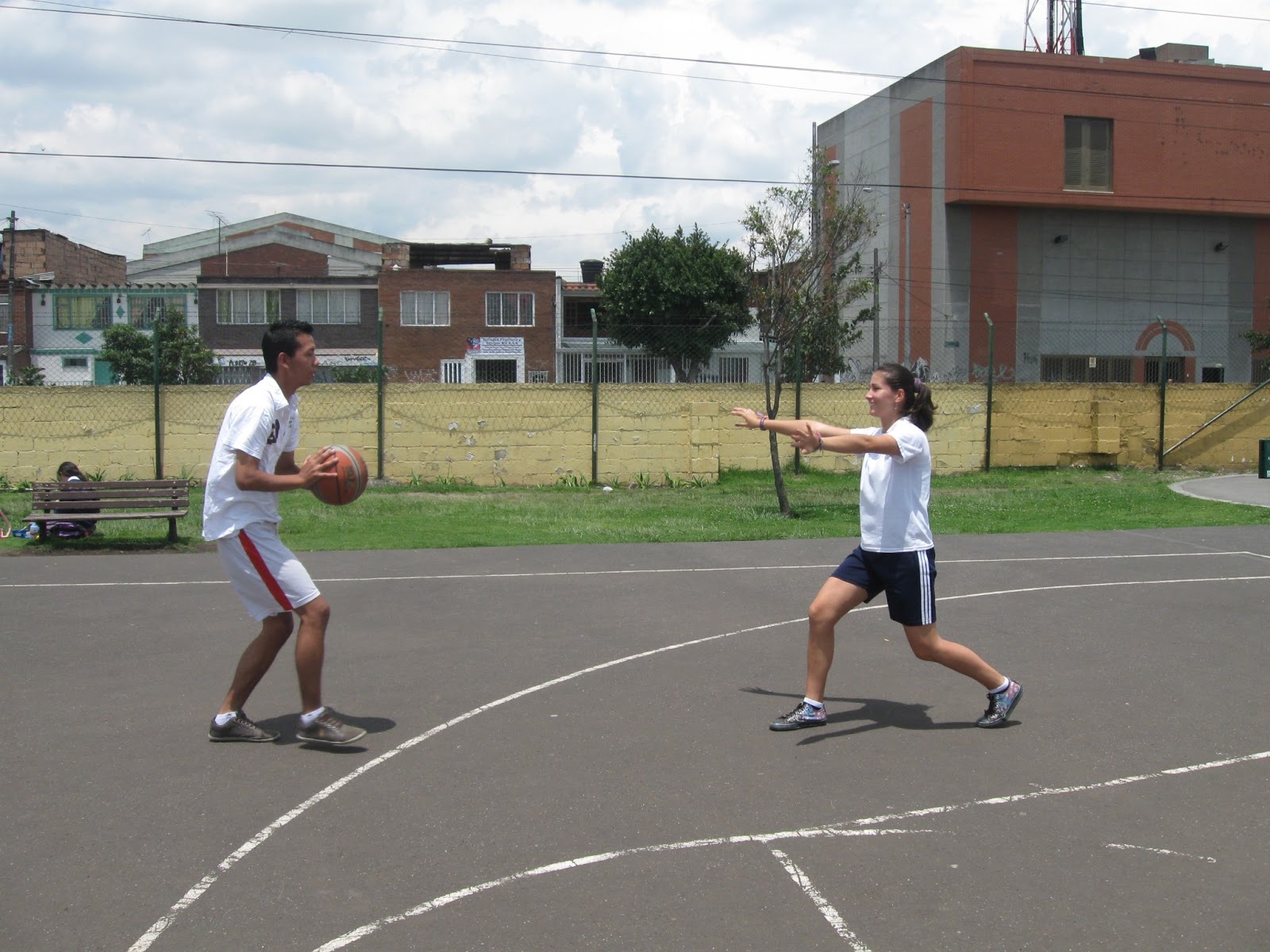 ANALISIS DE GESTOS TÉCNICOS EN EL BALONCESTO PASE DE PECHO