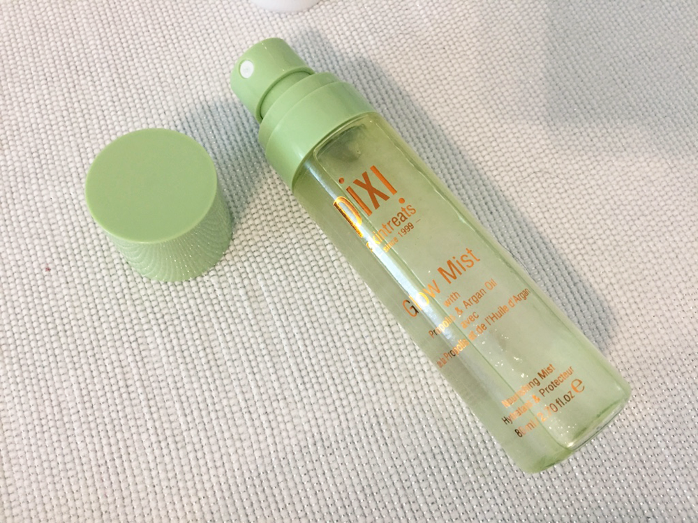 Pixi Glow Mist & Hydrating Milky Mist // REVIEW