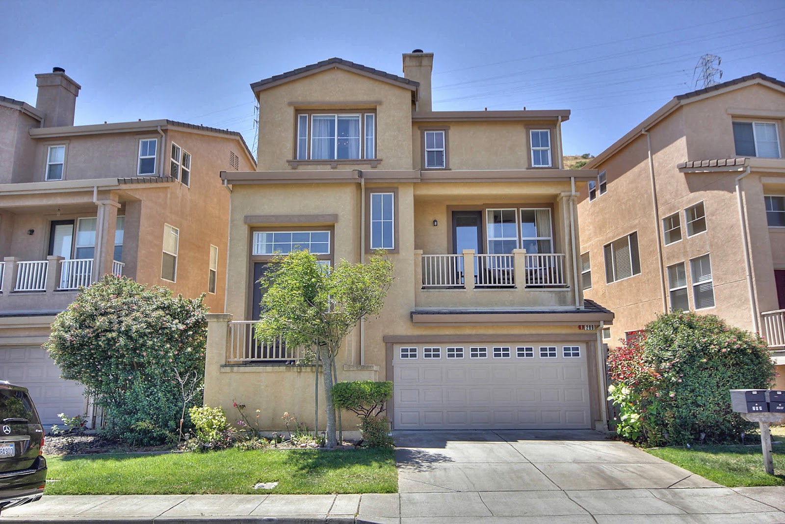 « Janice Lee Real Estate » New Listing 289 Bay Ridge Drive