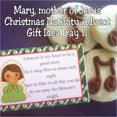 Celebrate Christmas with Mary, the mother of Jesus in this Christmas Nativity Advent gift idea for your family, friends, and neighbors.  Enjoy this music note sugar cookie recipe as you pray and sing with Mary to remember the Christ child this Christmas season. #virginmary #bagtopper #nativity #advent #christmas #christmasprintable #diypartymomblog