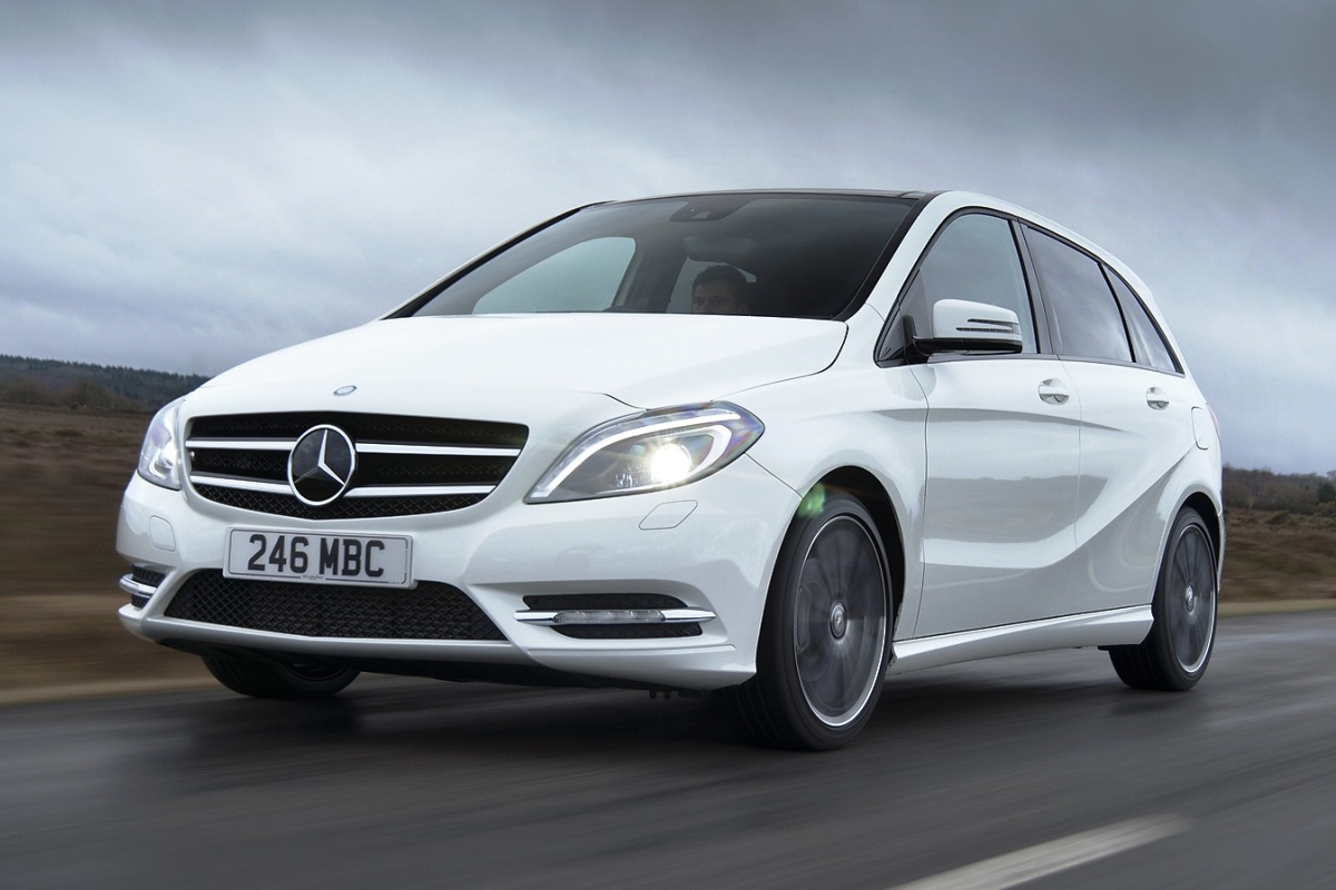 Mercedes Benz B200, mobil MPV seharga Rp. 439 juta Majalah Otomotif Online Mercedes Benz B200, mobil MPV seharga Rp. 439 juta Majalah Otomotif Online