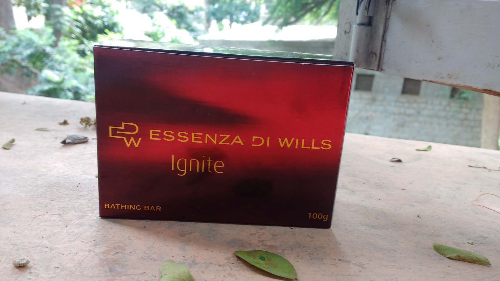 essenza di wills ignite perfume price