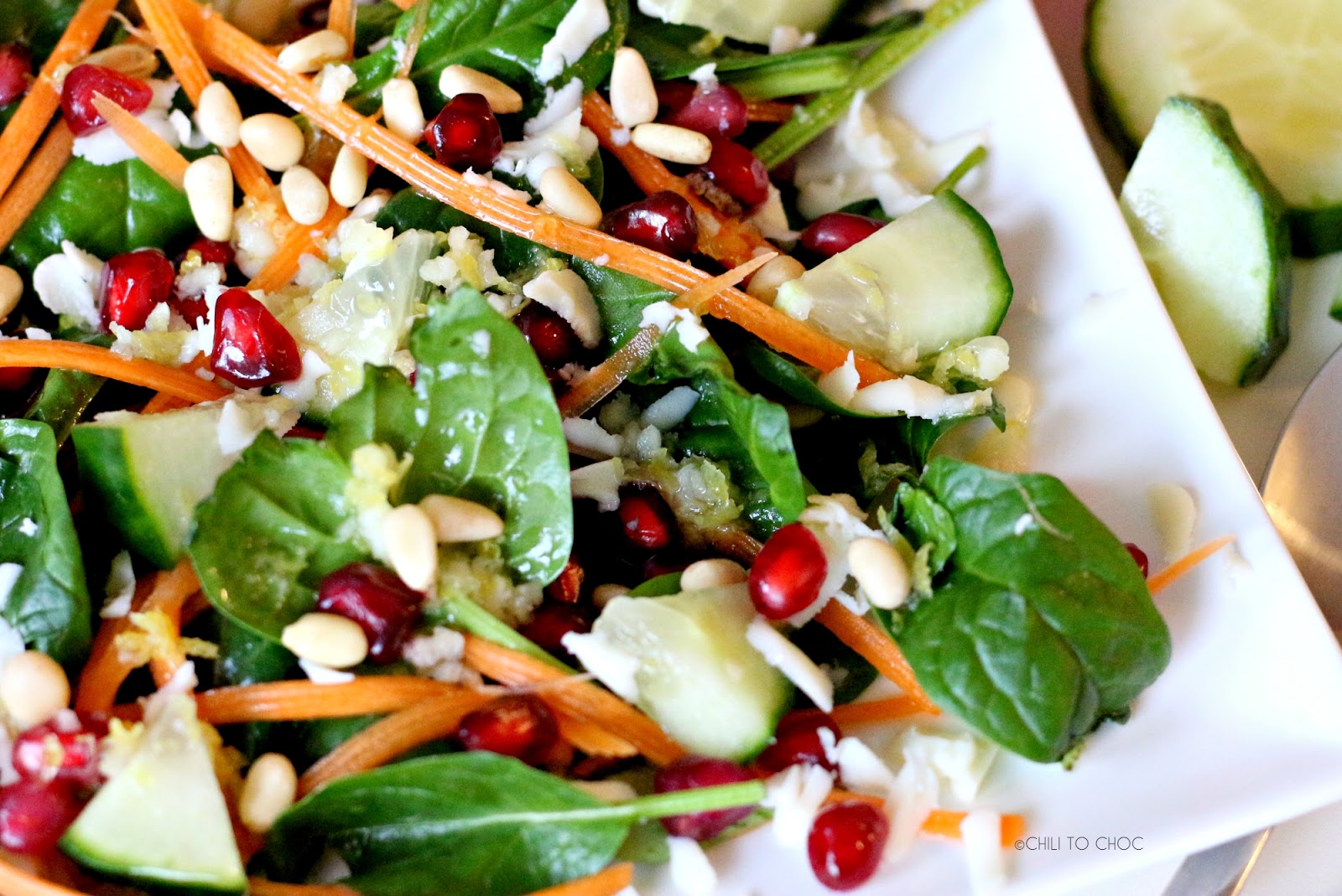 Spinach Pomegranate Salad with Honey Lime Dressing Spinach Pomegranate Salad with Honey Lime Dressing