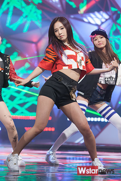 SNSD YURI 2013 MNET COMEBACK STAGE | Indo Kpop