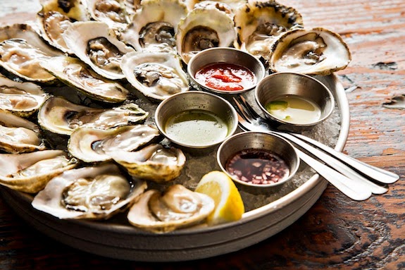 Gem Mythbuster Pearls Found In Restaurant Oysters Are Valuable Gem Mythbuster Pearls Found In Restaurant Oysters Are Valuable