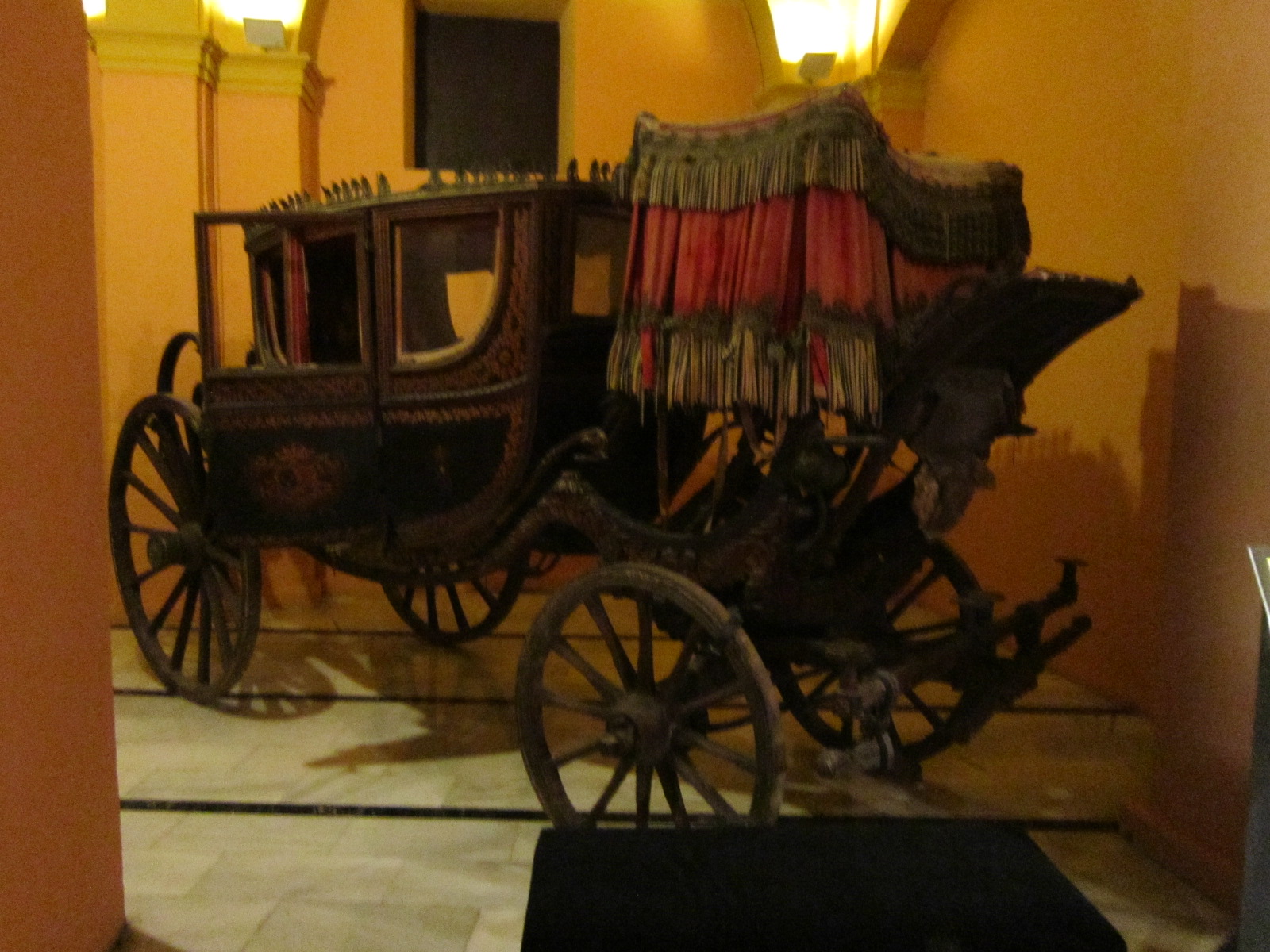 SEVILLA, VIDA Y LEYENDA: EL MUSEO DE CARRUAJE DE SEVILLA