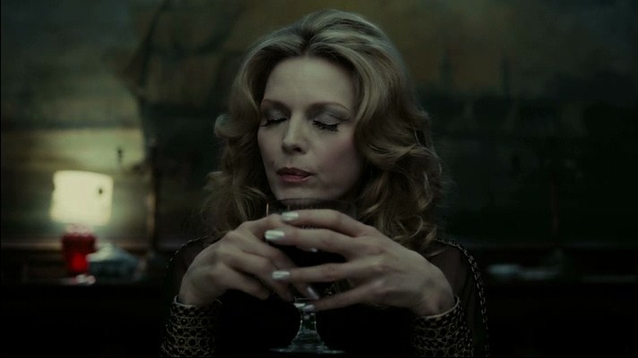 Dark.Shadows.BrRip_LUISFULL_2.jpg