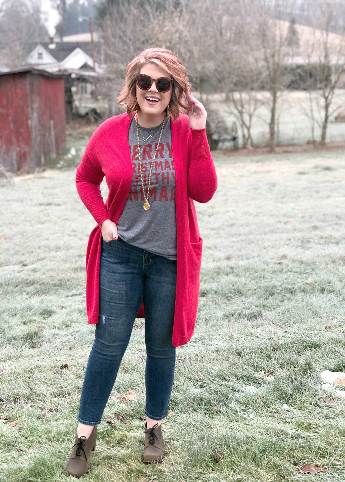 How to style a Christmas tee shirt