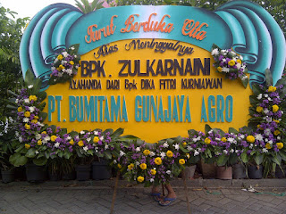 bunga papan duka toko bunga surabaya