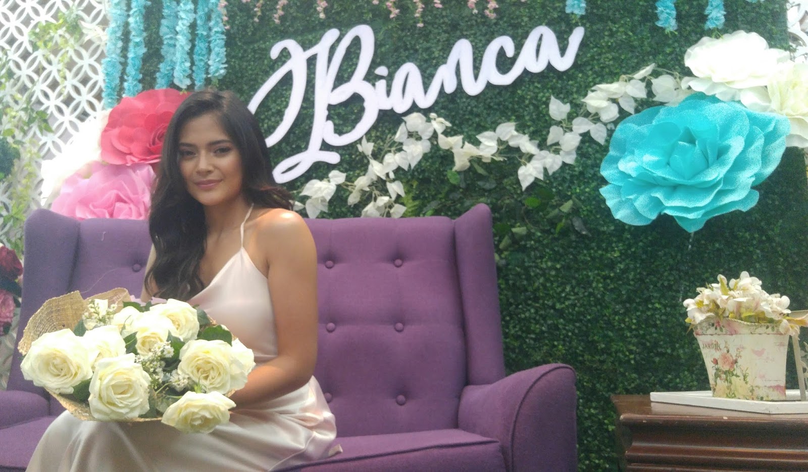 Watch Bianca Umali (b. 2000) video Watch Bianca Umali (b. 2000) video