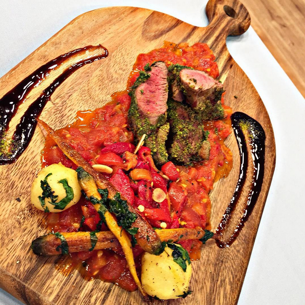 Domates Soslu Fıstıklı Kuzu Küşleme Tarifi Ver Fırına Pasta ve Yemek