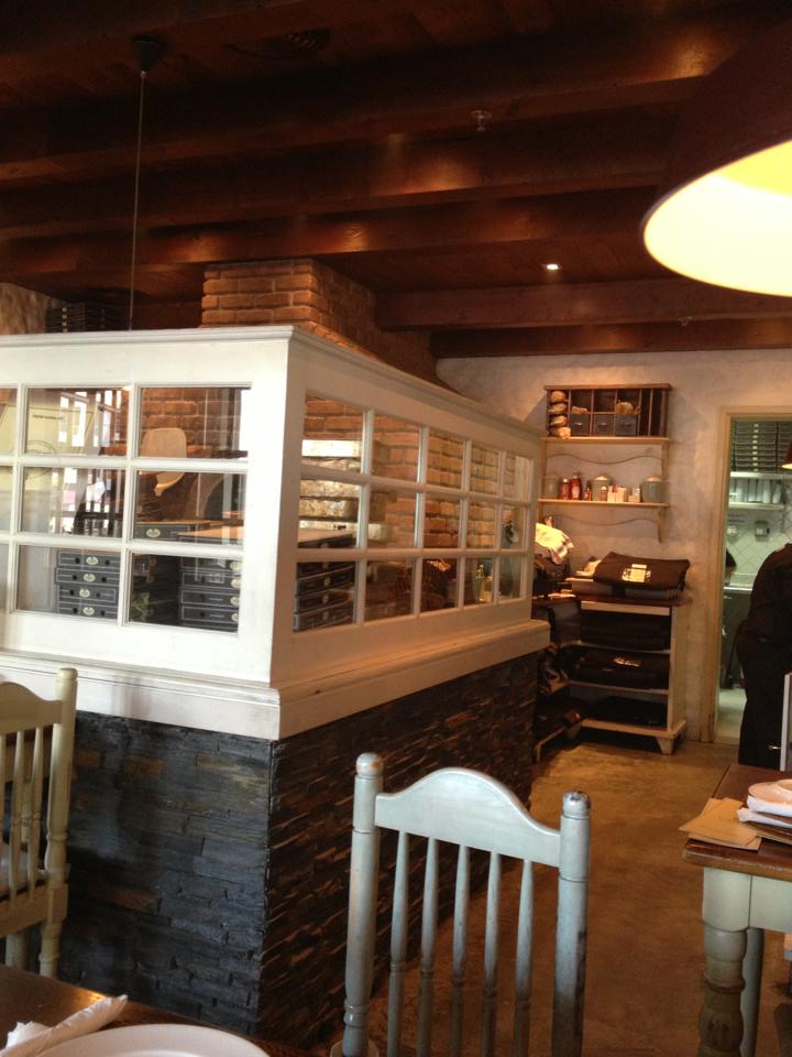 Umut'un biri bir gün... Red Tomato Pizza / Dubai