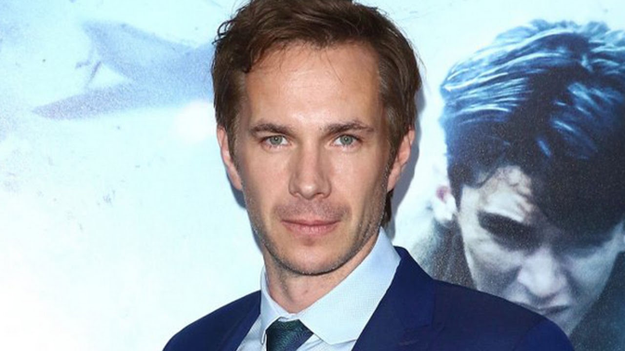 Ex-estrela do MCU, James D'Arcy quer dirigir um filme da Marvel