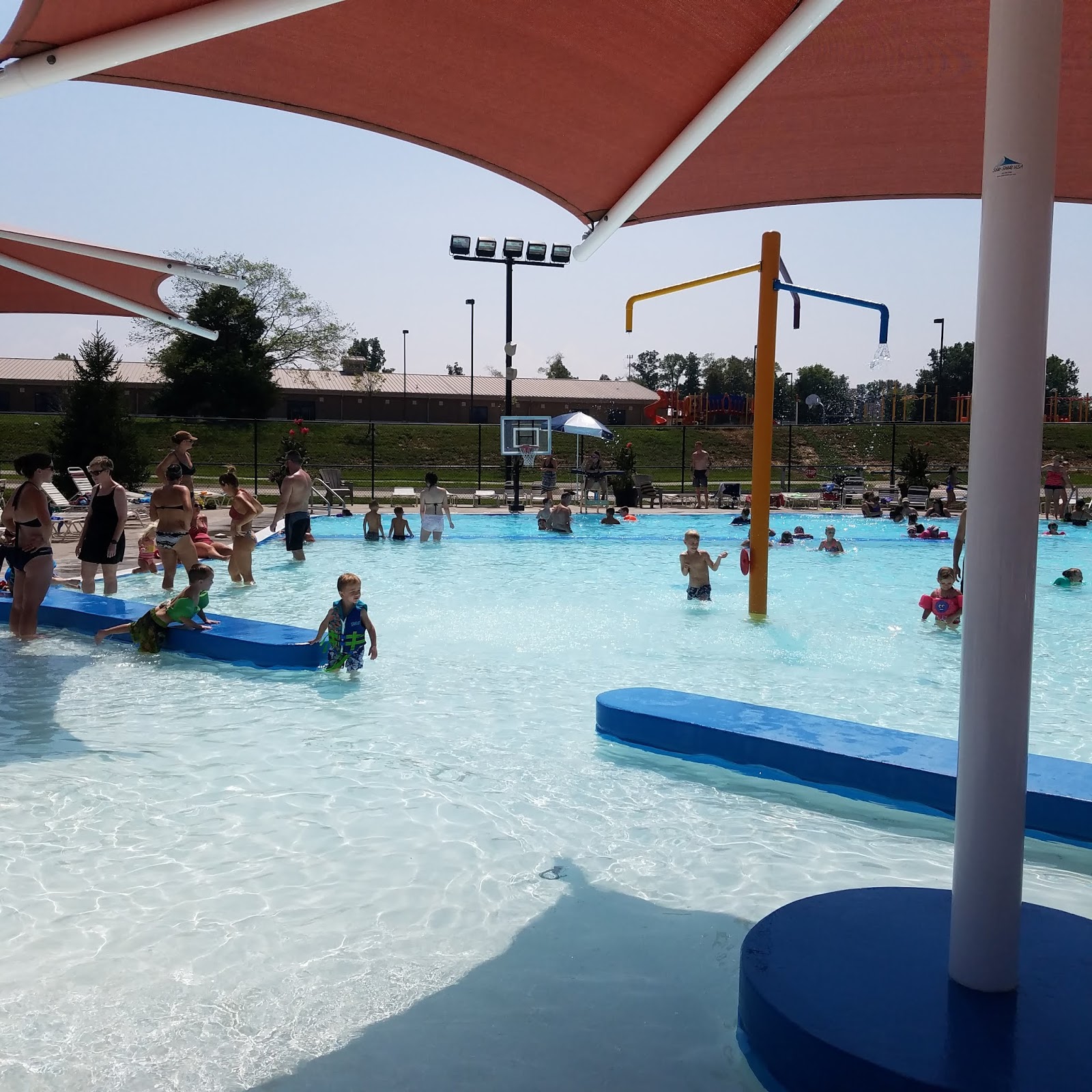 Play St. Louis Splash Station Aquatic, Wentzville