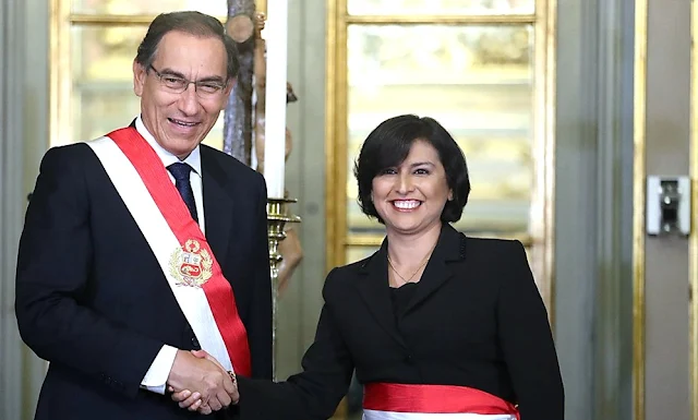 Así fue la ceremonia de juramentación de la nueva titular del Ministerio de Trabajo y Promoción del Empleo, Sylvia Elizabeth Cáceres Pizarro, en Palacio de Gobierno