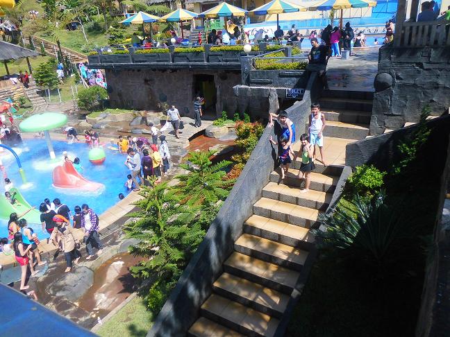 Waterboom Puncak Darajat Garut - Panorama Wisata