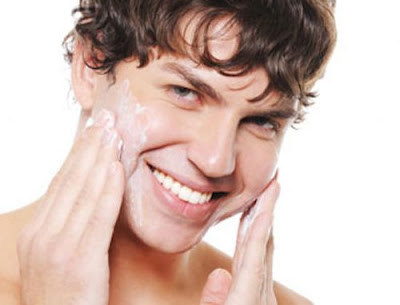 Phương pháp massage mặt cho nam giới